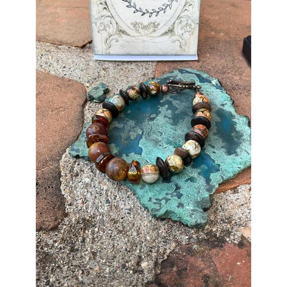 Hand Crafted Beaded Amber Bracelet - Picture 9 of 10